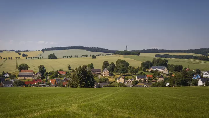 Ruppendorf in der Landschaft
