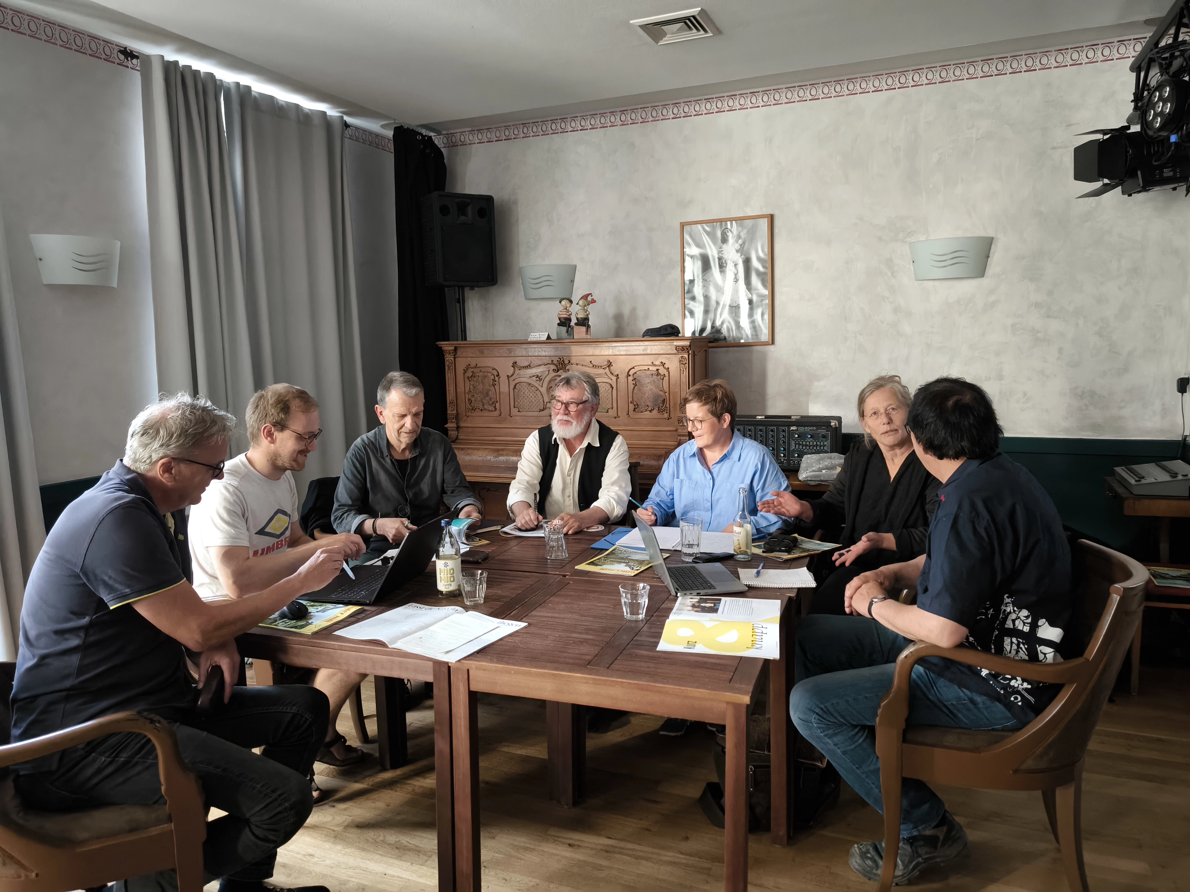 Offene Redaktionssitzung von "3,54 unter null" - dem Wilstermarsch-Magazin mit Tiefgang