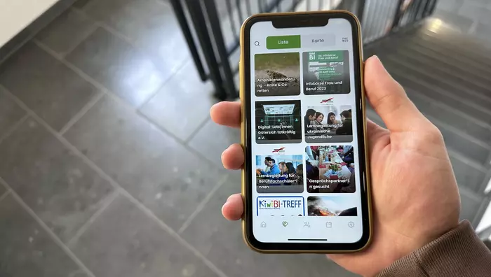Auf dem Bildschirm eines Mobiltelefons ist die Ansicht der VoluMap-App zu sehen